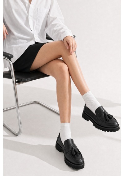 Luvi Shoes Poen Siyah Cilt Hakiki Deri Püsküllü Kadın Loafer Ayakkabı