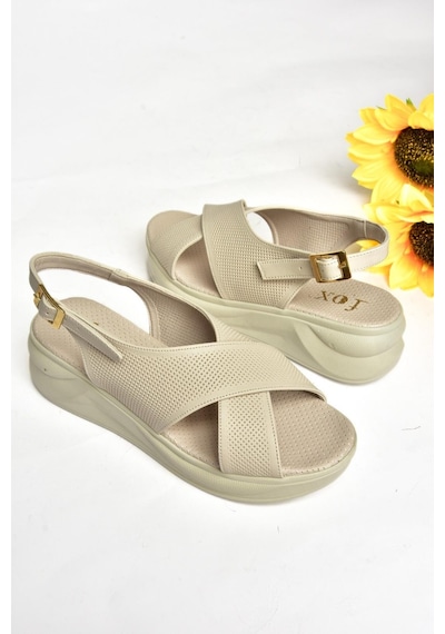 Fox Shoes S713030709 Bej Çapraz Bantlı Kadın Sandalet Bej