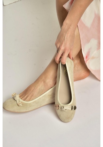 Fox Shoes Y250750702 Ten Süet Alçak Dolgu Tabanlı Kadın Ayakkabı Ten Fox Shoes Y250750702 Ten Süet Alçak Dolgu Tabanlı Kadın Ayakkabı Ten