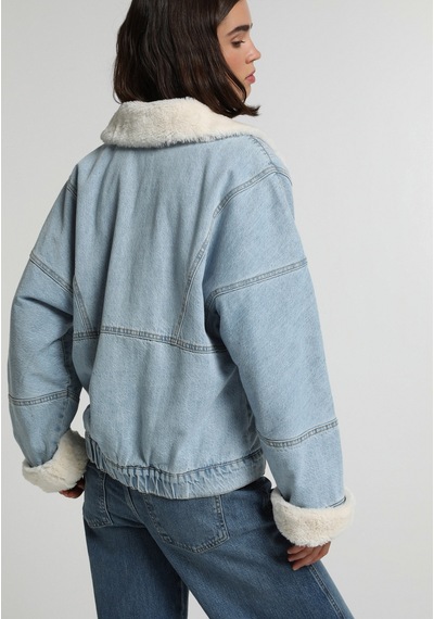 Colin's Colins Oversize Fit Düğmeli Astarlı Kürklü Kadın Bleach İndigo Denim Ceket Cl1082797 Q1.v1 Dn45168 Colin's Colins Oversize Fit Düğmeli Astarlı Kürklü Kadın Bleach İndigo Denim Ceket Cl1082797 Q1.v1 Dn45168