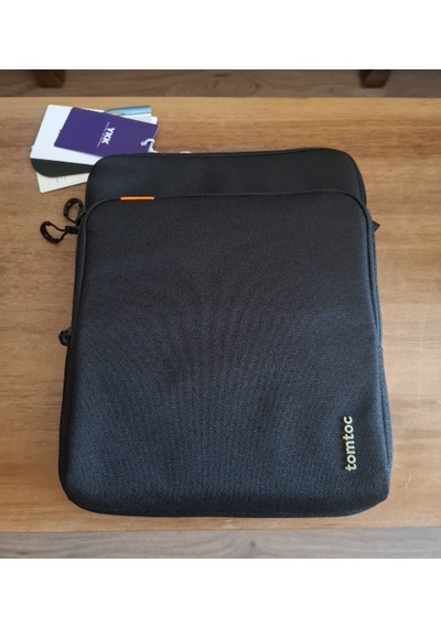 Tomtoc Defender Ace Tablet Çantası Siyah