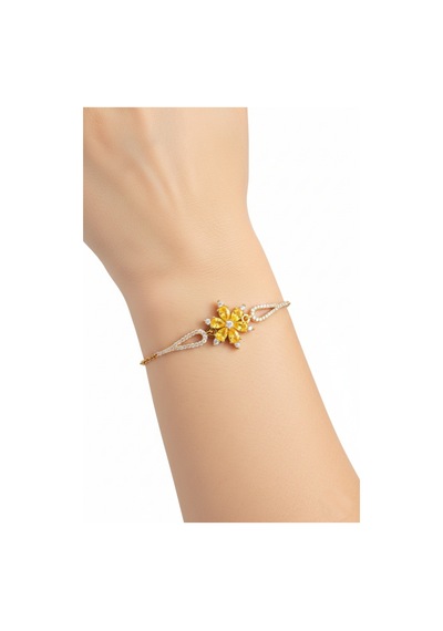 Çekirdekjewelry 925 Ayar Gümüş Zirkon Taşlı Çiçek Figürlü Zarif Altın Renk Kadın Bileklik Sarı Tas