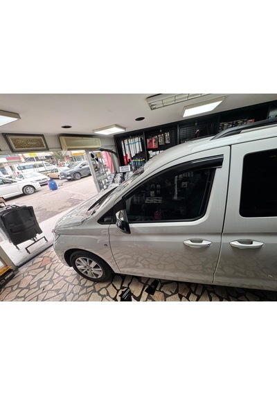Yeni Caddy Cam Rüzgarlık 2021 -2025 Yılları Arsı Ve Sonrası Uyumlu