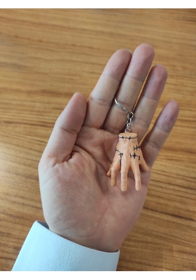 Wednesday Hands Thing Minik El Anahtarlık Çok Renkli
