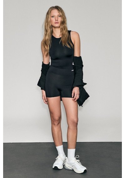 Urban Beat Runles Kadın Baskı Detaylı Slim Fit Sporcu Kısa Siyah Tayt siyah