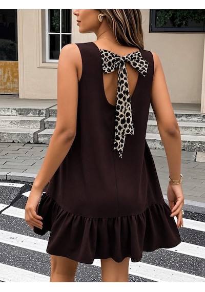 Efnaz Style Kadın Askılı Bisiklet Yakalı Arkadan Fiyonk Leopar Bağcıklı Dokuma Viskon Kısa Elbise Kahverengi Efnaz Style Kadın Askılı Bisiklet Yakalı Arkadan Fiyonk Leopar Bağcıklı Dokuma Viskon Kısa Elbise Kahverengi