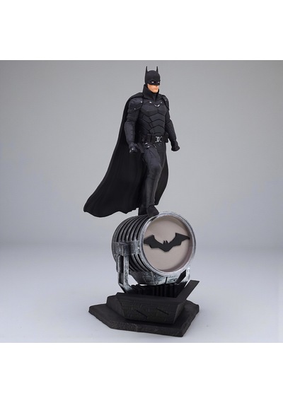 Batman - Kara Şövalye Figür 30 Cm