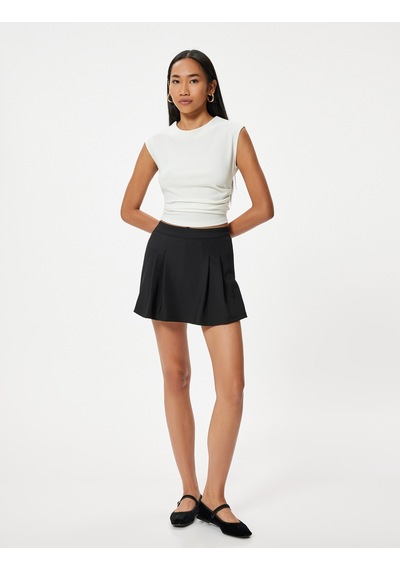 Koton Mini Pileli Şort Etek Slim Fit Standart Bel Siyah 4sak10599ek Siyah Koton Mini Pileli Şort Etek Slim Fit Standart Bel Siyah 4sak10599ek Siyah