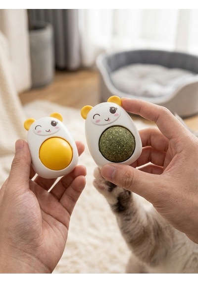 Sarı Sevimli Karakter Tasarımlı Dönen Kedi Nanesi Topu - Duvara Yapışan Doğal Catnip