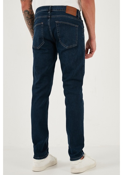 Buratti Pamuklu Slim Fit Yüksek Bel Dar Paça Jeans Erkek Kot Pantolon 3300C28Tokyo Lacivert Buratti Pamuklu Slim Fit Yüksek Bel Dar Paça Jeans Erkek Kot Pantolon 3300C28Tokyo Lacivert