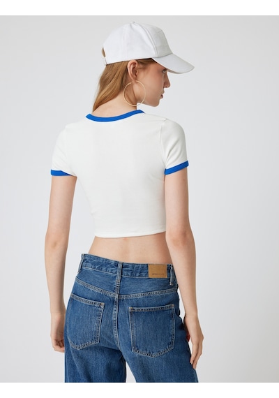 Koton Crop Tişört Slogan Baskılı Bisiklet Yaka Biyeli Kısa Kollu Slim Fit Ekru 4sal11123ık Ekru