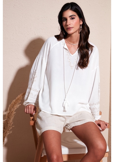 Lela Yakası Bağlamalı Kolları Nakışlı V Yaka Regular Fit Bayan Bluz 611Bz0368 Ekru