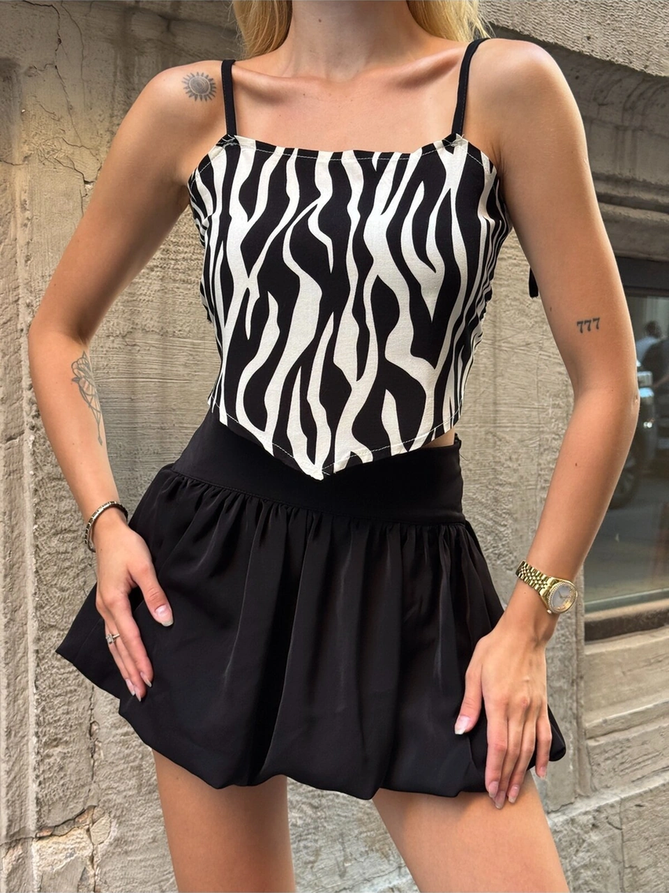 Mamayaga Kadın Askılı Arkadan Bağlamalı Asimetrik Kesim Yazlık Desenli Crop Top Spor Şık Bluz Siyah Mamayaga Kadın Askılı Arkadan Bağlamalı Asimetrik Kesim Yazlık Desenli Crop Top Spor Şık Bluz Siyah