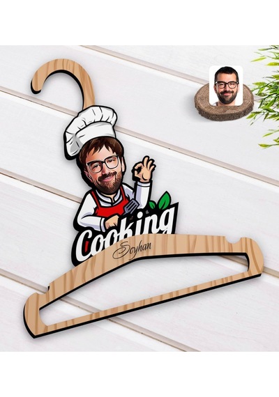 Kişiye Özel Erkek Chef Karikatürlü Standart Boy Ahşap Elbise Askısı-14