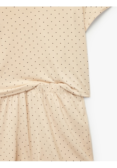 Koton Puantiyeli Rahat Kalıp Kısa Kollu Bisiklet Yaka Şortlu Pijama Takımı Bej Desenli 7wlk40114mk Ekru Koton Puantiyeli Rahat Kalıp Kısa Kollu Bisiklet Yaka Şortlu Pijama Takımı Bej Desenli 7wlk40114mk Ekru