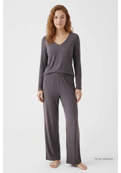 Cottonill Premium - Serene Collection Vizon Rib Dokulu Bol Paça V Yaka Viskon Kadın Pijama Takımı