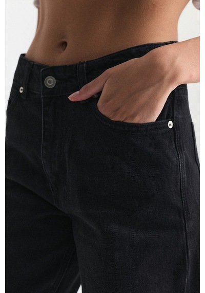 Antioch Yüksek Bel Straight Fit Jean Siyah