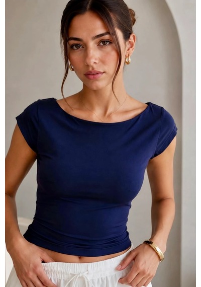 Bb Butik Basic Kadın Göğüs Destekli Soft Touch Body Bluz Kayık Yaka Sırt Dekolteli My3535 Lacivert Bb Butik Basic Kadın Göğüs Destekli Soft Touch Body Bluz Kayık Yaka Sırt Dekolteli My3535 Lacivert