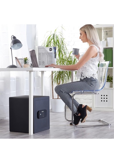 Yale Yseb/400/eb1 Yüksek Güvenlikli - Ofis Tipi Motorlu Kasa