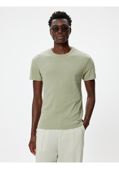 Koton Basic Tişört Slim Fit Dokulu Kısa Kollu Haki 4sam10730hk Haki Koton Basic Tişört Slim Fit Dokulu Kısa Kollu Haki 4sam10730hk Haki