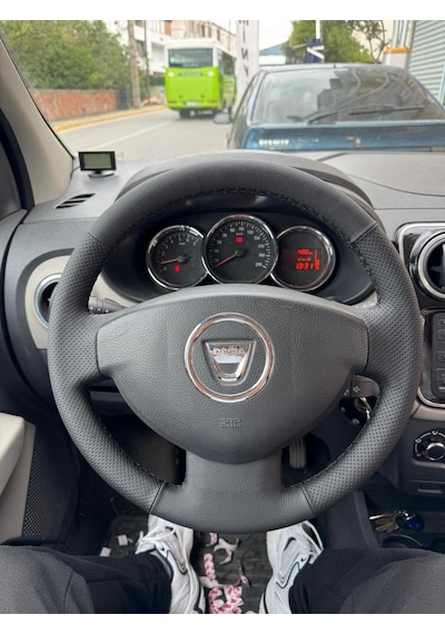 Dacia Stepway  Kaplama Deri Direksiyon Kılıfı Siyah
