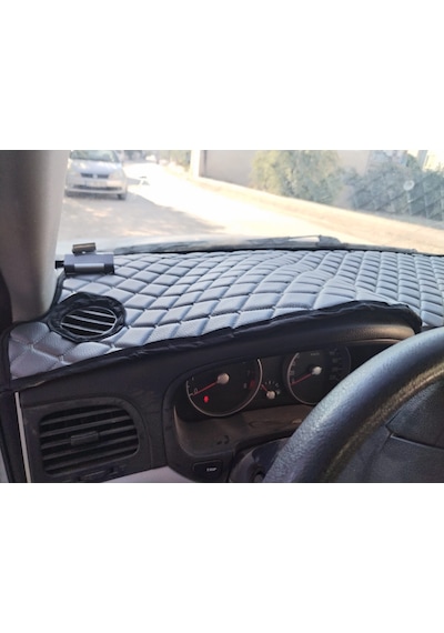 Kapitone Deri Kumaş Hyundai Accent Era Torpido Koruma Örtüsü 1 Adet