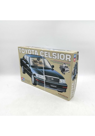 Toyota Celsior Model Kiti Tamiya
