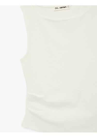 Koton Slim Fit Asimetrik Kesim Kolsuz Kayık Yaka Bluz Ekru 6sal30049ık Ekru