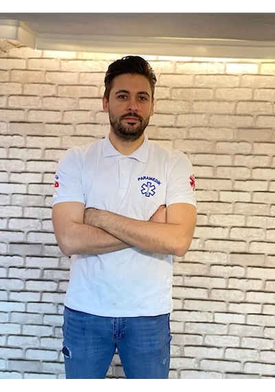 Paramedik Yazılı Beyaz Tişört Beyaz