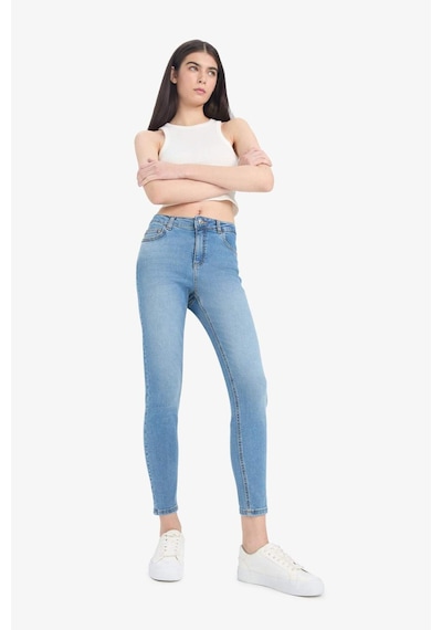 DeFacto Skinny Fit Yüksek Bel Düz Paça Uzun Jean Taş Yıkama Pantolon D8189AX25SPNM85
