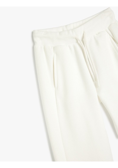 Koton Beli Bağlamalı Cep Detaylı Basic Jogger Eşofman Altı Ekru 5skb40083tk Ekru