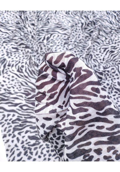 Siyah Beyaz Zebra Desende İncecik Tiril Tiril Triko Örme Kumaş Hırkalık & Kazaklık En: 150cm-12434 Siyah,beyaz