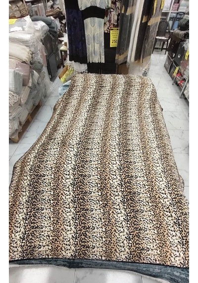 Aksu Safari Çift Kişilik Embos Vizon Battaniye 200x240 Leopar Bej Bej