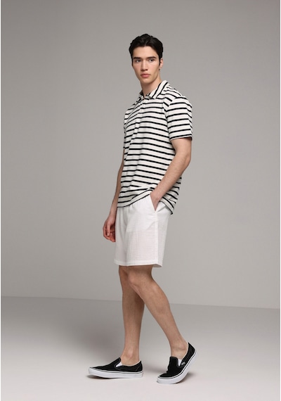 Colin's Colins Regular Fit Polo Yaka Çizgili Erkek Lacivert Kısa Kol Tişört Cl1080251 Q1.v2 Nav Colin's Colins Regular Fit Polo Yaka Çizgili Erkek Lacivert Kısa Kol Tişört Cl1080251 Q1.v2 Nav