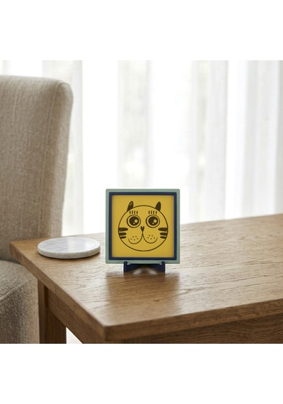 Kedi Yüzü Tasarımlı Modern Dekoratif Obje, Sevdiklerinize Neşe Değeri Yüksek Bir Armağan 10x10 Cm