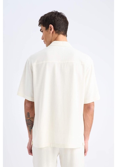 Defacto Relax Fit Polo Yaka Pamuklu Yazlık Kısa Kollu Gömlek D8875ax25smbg686 Bej
