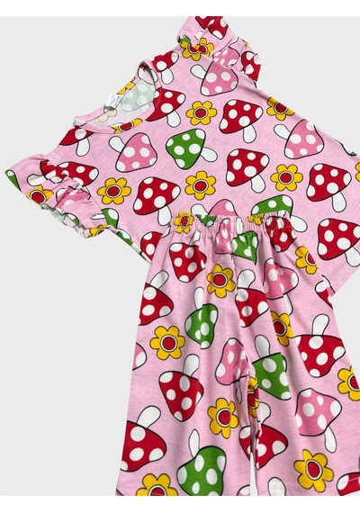 Aliş Kids Kız Çocuk Pamuklu Pembe Mantar Desenli Kısa Kollu Kolları Fırfırlı Şortlu Yazlık Pijama Takımı Aliş Kids Kız Çocuk Pamuklu Pembe Mantar Desenli Kısa Kollu Kolları Fırfırlı Şortlu Yazlık Pijama Takımı
