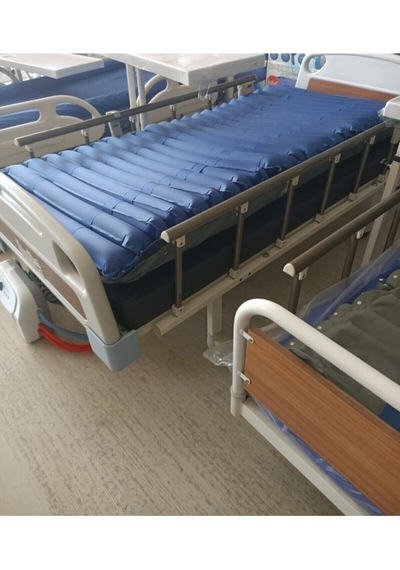 2 Motorlu Abs Başlıklı Tabanca Korkuluklu Hasta Karyolası