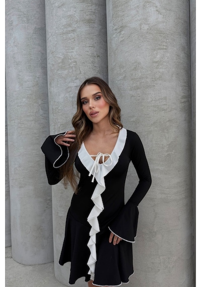 Lesa Wear Yumuşacık Fırfır Detaylı Likralı Kruvaze Mini Gece Elbisesi Siyah