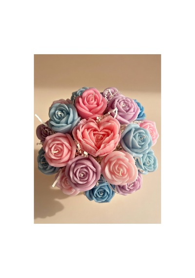 Solmaz Pastel Tonlar Çiçek Şakayık Gül Kutulu Çiçek Mum Aranjmanı Buketi Ofis İş Sevgili Özel Nişan Anneler Günü Hediyelik Doğum Günü Kokulu Mum Sıradışı Farklı Hediyelik Renkli