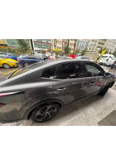 C4x Cam Kenar Rüzgarlık 1.kalite Benzinli-dizel-elektrikli Uyumlu