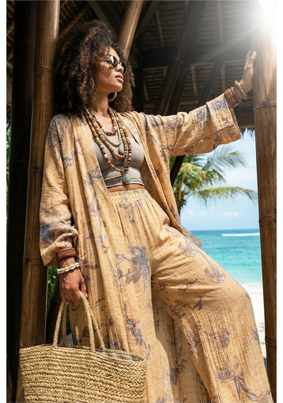 Fashion Cocktail Çiçek Yapraklı Baskılı Oversize Kimono Kaftan Lastikli Pantolon Doğal Gofre Bohem Takım Karamel Fashion Cocktail Çiçek Yapraklı Baskılı Oversize Kimono Kaftan Lastikli Pantolon Doğal Gofre Bohem Takım Karamel