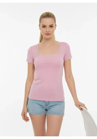 Park Karon 26016 Kadın Dantel Detaylı Kare Yaka Modal Örme Bluz Pembe Park Karon 26016 Kadın Dantel Detaylı Kare Yaka Modal Örme Bluz Pembe