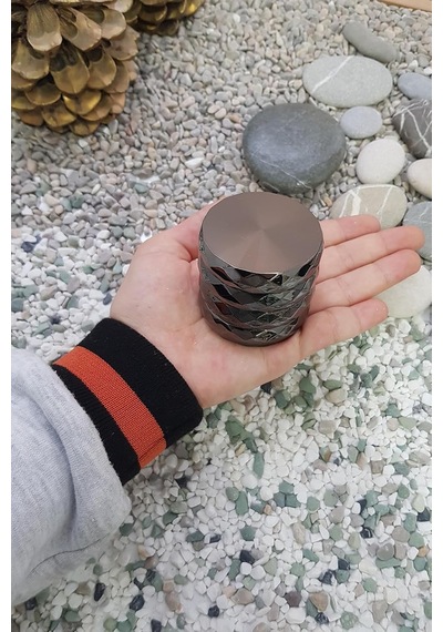 Siyah 56 Mm. Tütün Baharat Herbal Öğütücüsü Parçalayıcı Rb81sy