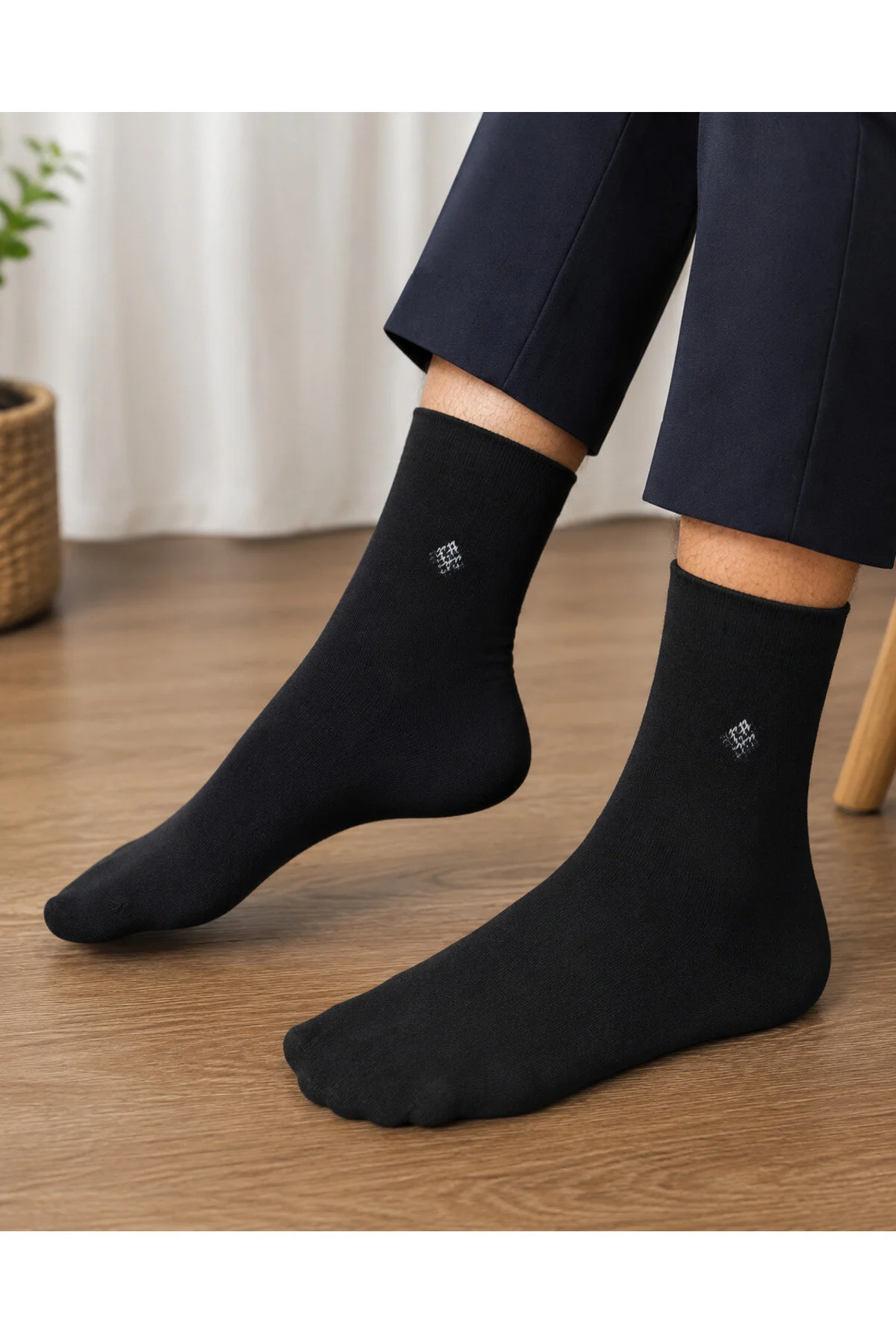 Zeyno Home Tekstil Erkek Dikişsiz Terletmeyen 12'li Pamuklu Klasik Çorap 40-46 ÇoK Renkli