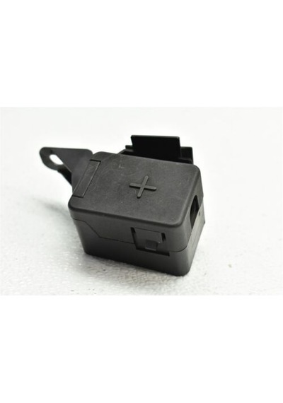 BMW E46 AKÜ KABLO BAĞLANTI BRAKETİ 61138371010