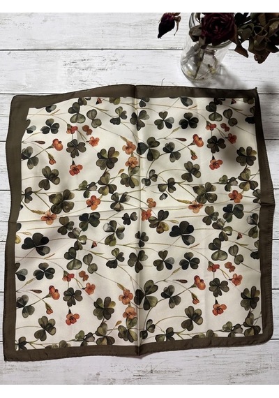 Trend Dokunuş Kadın 50-50 Saten Dört Yapraklı Yonca Fular Bandana Haki