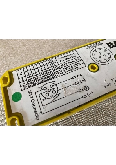 Balluff M23/M12 Konnektör 8 Yollu Bağlantı Kutusu - Pasif Dağıtıc