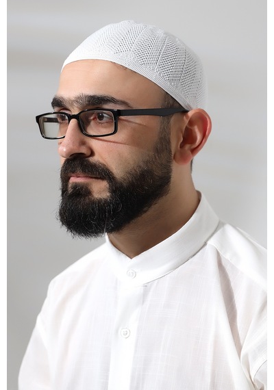 Beyaz Safir Dantel Detaylı Örme Namaz Takkesi