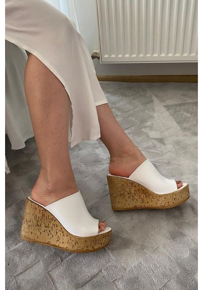 Asmi Shoes Kadın Limo Beyaz Dolgulu Mantar Taban Terlik 10 Cm Beyaz Beyaz